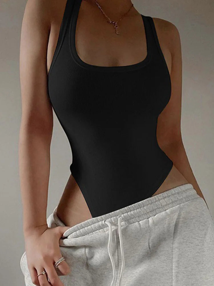 Body sem Mangas em Malha – Verão, Sexy, Bodycon, Ombros Descobertos, Estilo Halter, Casual e Streetwear para Mulher, Ideal para Clube