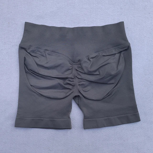 Conjunto Fitness Feminino 2 Peças – Top Ajustável Sem Costuras e Calções Scrunch, Ideal para Yoga, Ginásio e Treinos de Verão