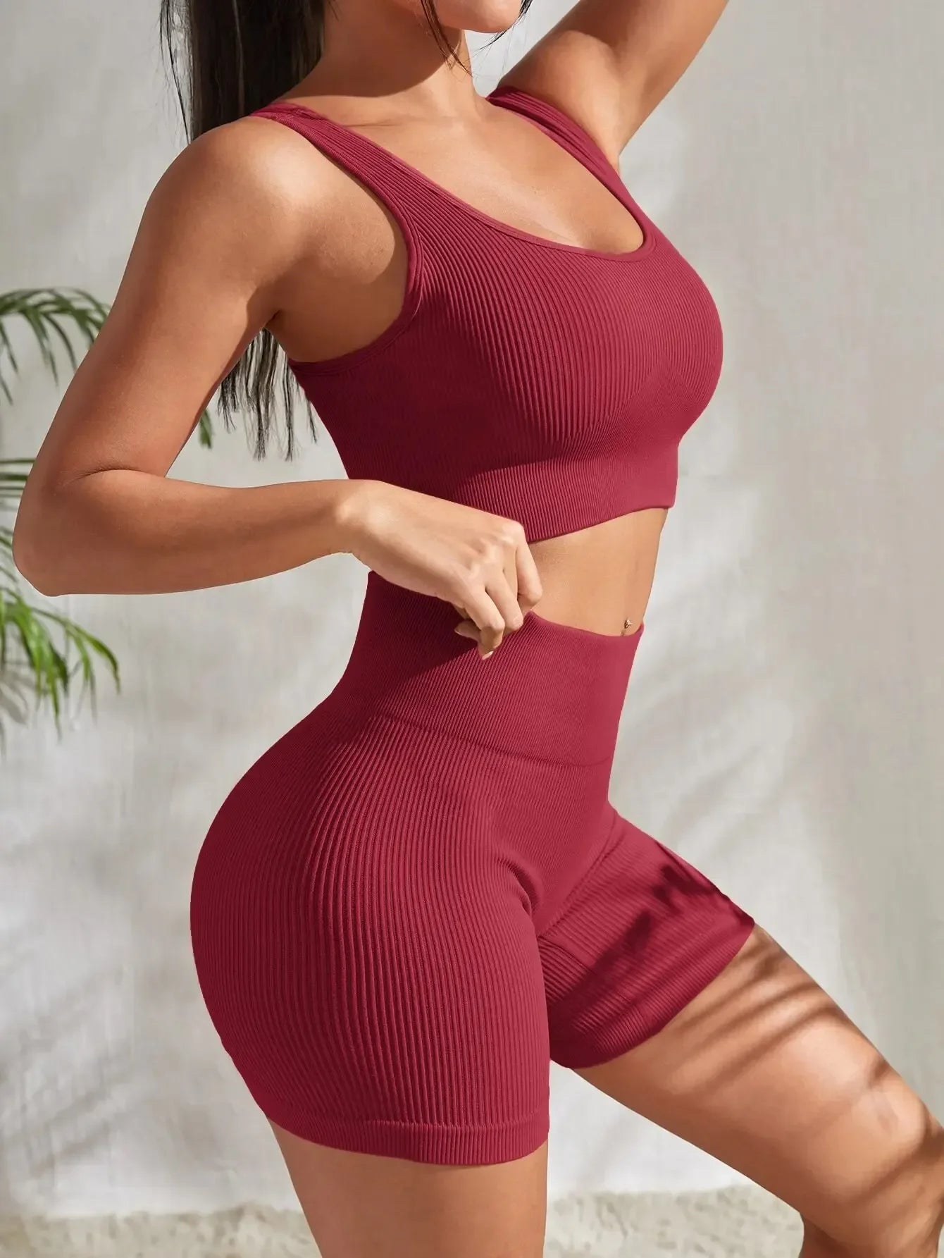Conjunto de treino feminino sem costuras — top cropped canelado e calções de cintura alta, 2 peças para ginásio, ioga, corrida e fitness.